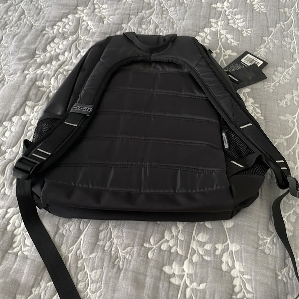 OGIO basic black backpack new - Picture 3 of 7